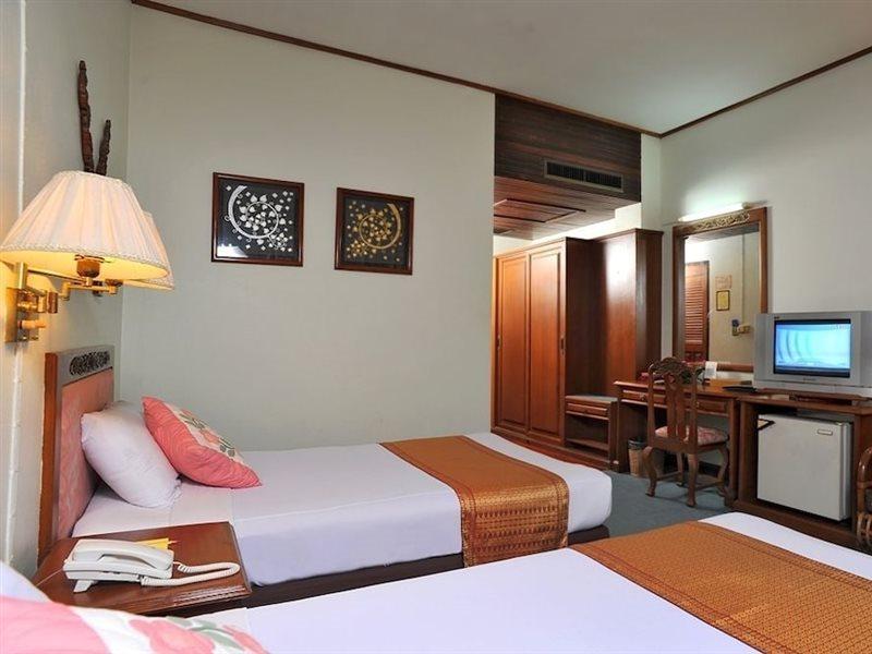 Maeyom Palace Hotel Phrae Eksteriør bilde