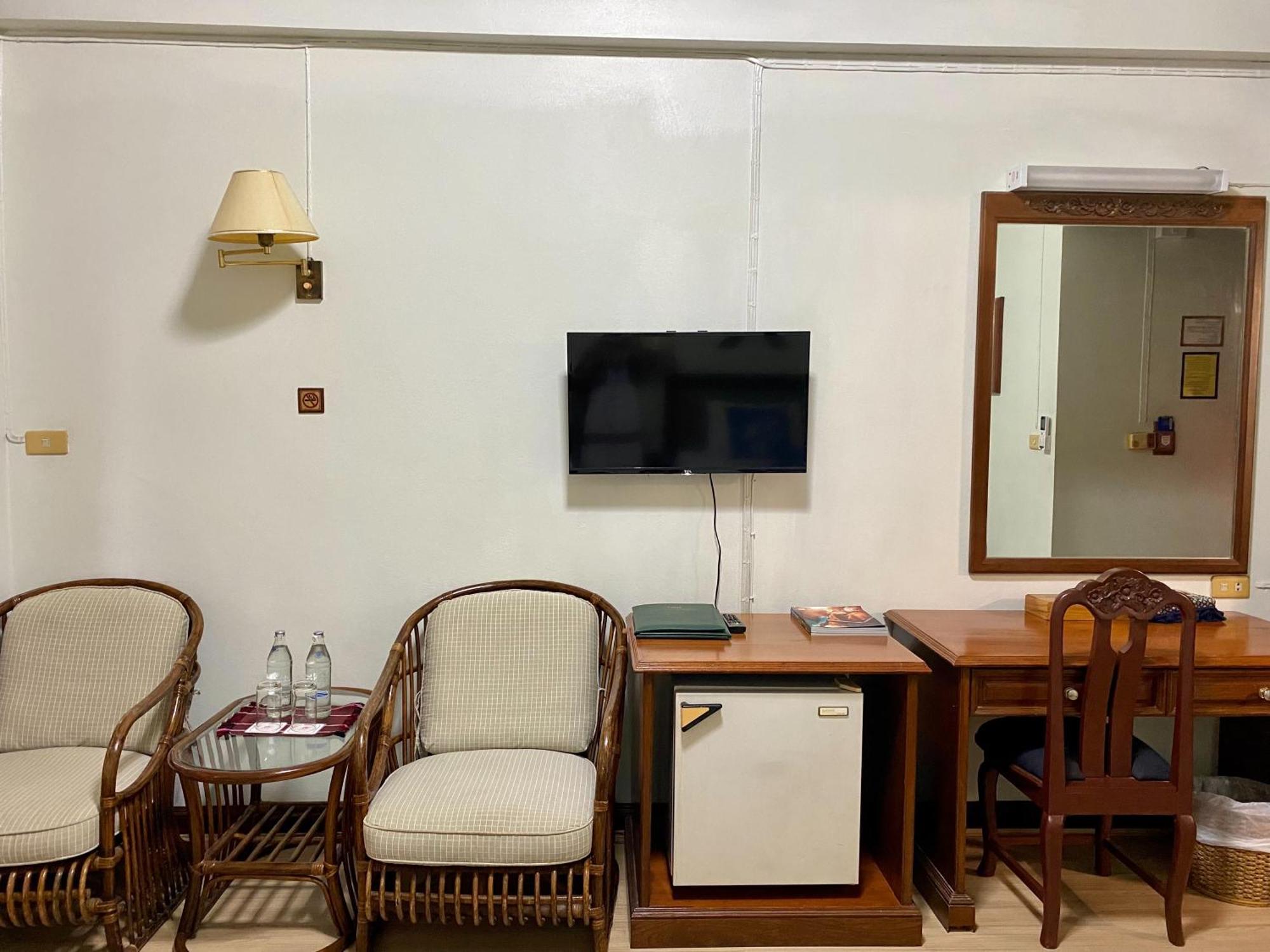 Maeyom Palace Hotel Phrae Eksteriør bilde