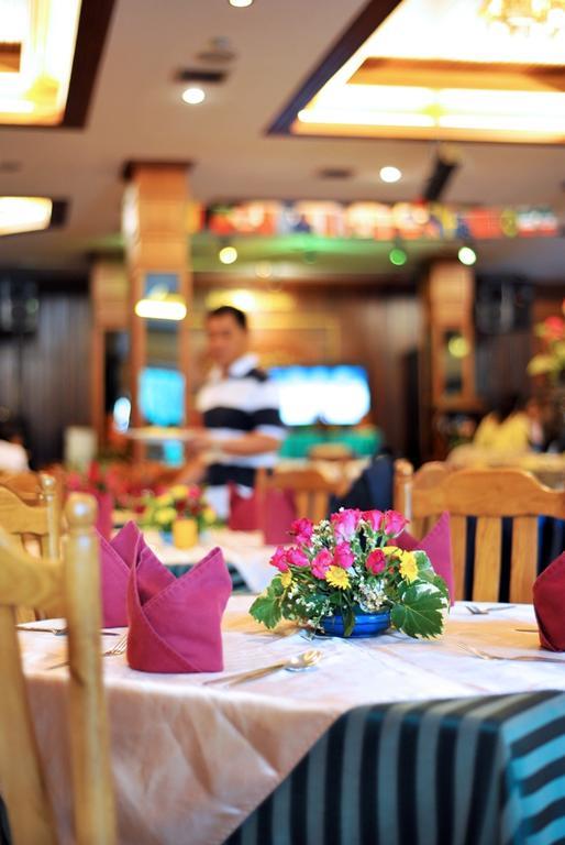 Maeyom Palace Hotel Phrae Eksteriør bilde