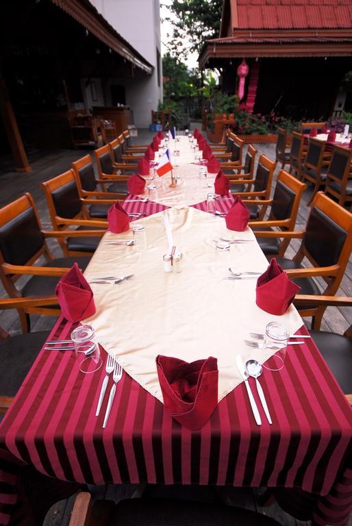 Maeyom Palace Hotel Phrae Eksteriør bilde