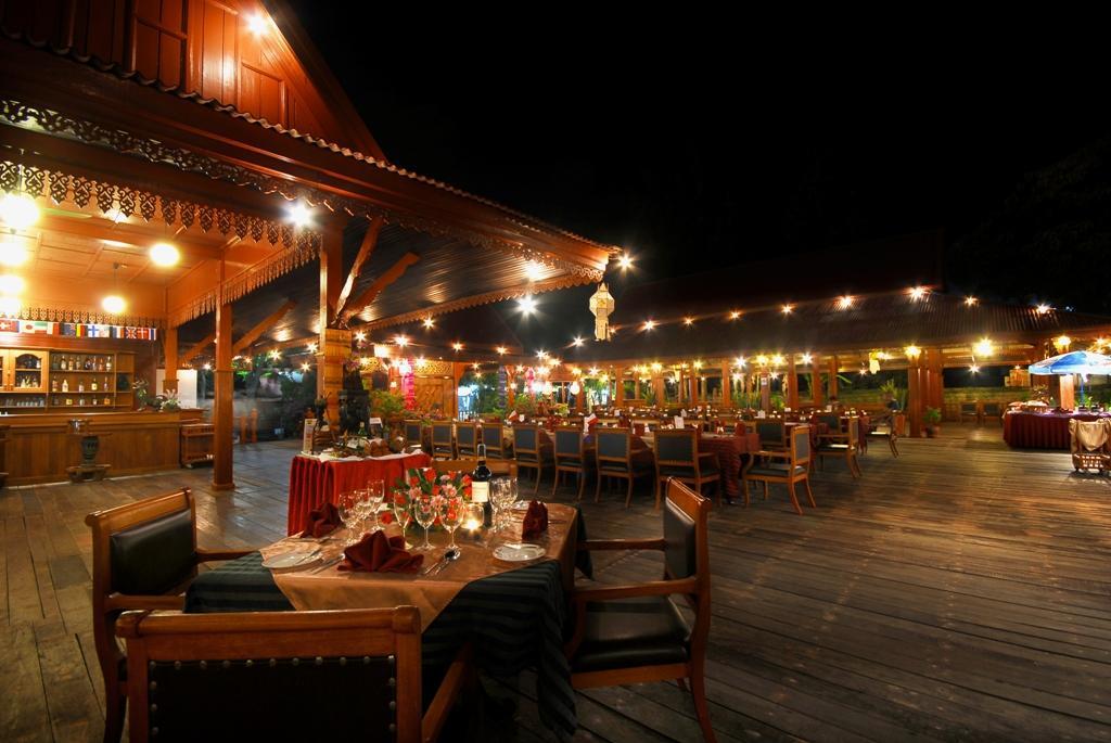 Maeyom Palace Hotel Phrae Eksteriør bilde